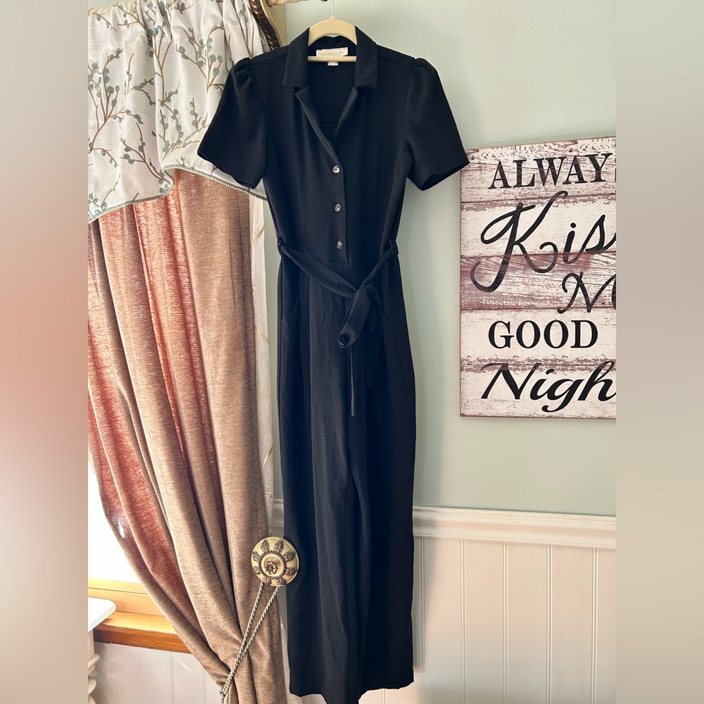 Monteau Black Wide-Leg Jumpsuit with Collared Neckline size s